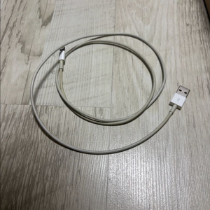 아이폰 충전케이블 usb-8핀 (중고)싸게!!
