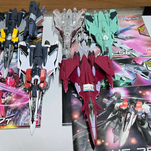 마크로스 가조 일괄 판매합니다.