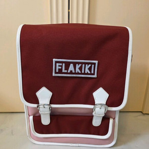 플라키키 가방 팝니다