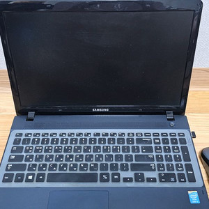 삼성 구형 사무용 노트북