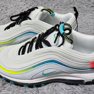 나이키 에어맥스 97 SE 새상품