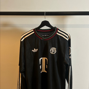 바이에른 뮌헨 아디다스 롱슬리브 레플리카 새상품