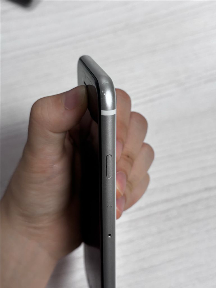 아이폰 SE 2세대--2