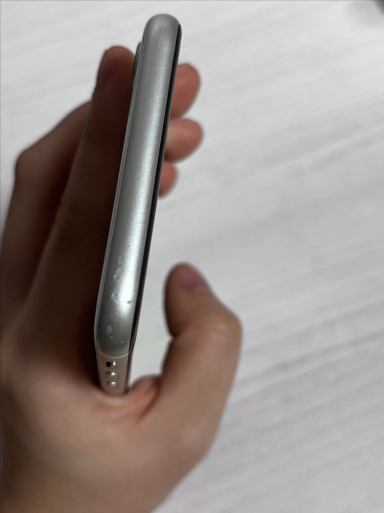 아이폰 SE 2세대--3