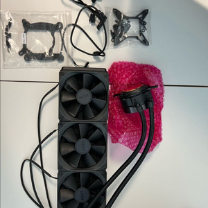 nzxt 크라켄 360 쿨러