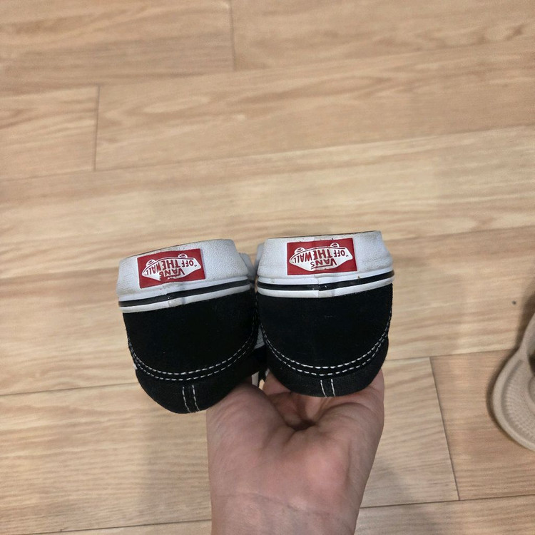 반스키즈 180사이즈 1회착용 이미지