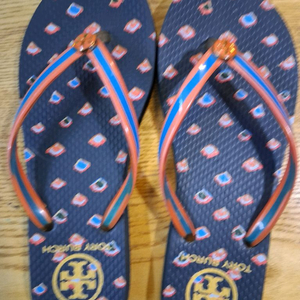 토리버치 여성 샌들 230