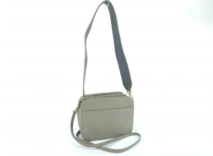 드메리엘 크로스백 이미지