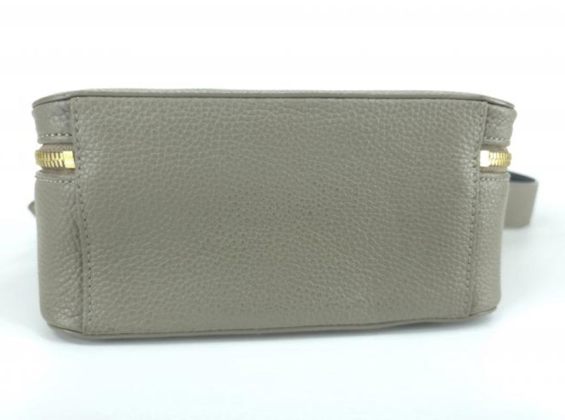 드메리엘 크로스백 이미지