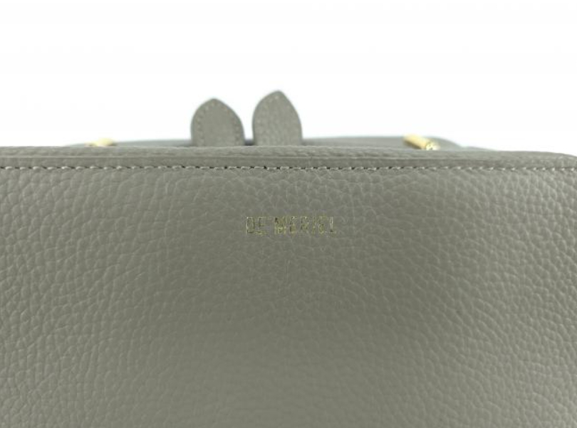 드메리엘 크로스백 이미지