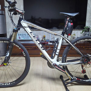 첼로 MTB 카본자전거 XTR