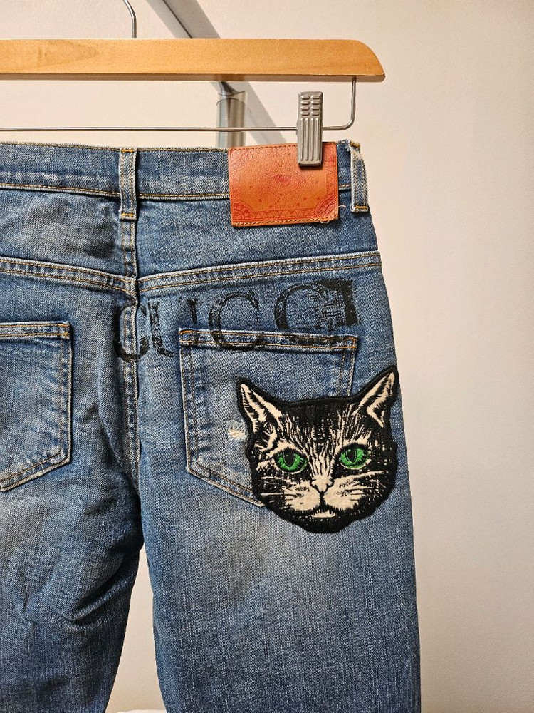 구찌 고양이 자수 데님 진--2