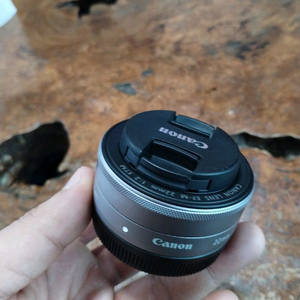 캐논 EF-M 22mm F2 STM 렌즈