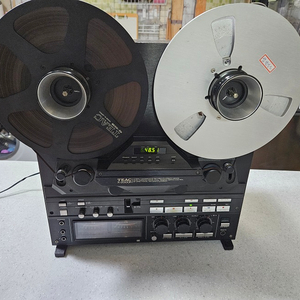 TEAC X200R 4트랙 릴데크 입니다.