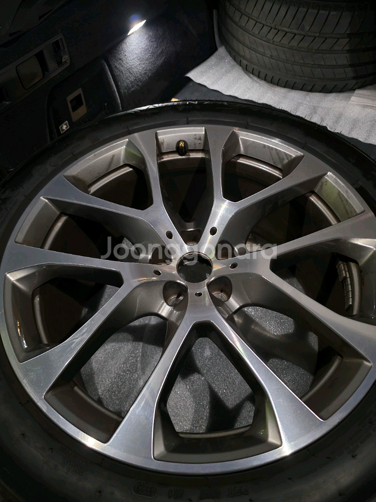 18인치 순정 휠타이어 세트--1