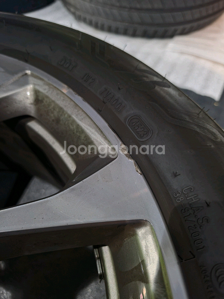 18인치 순정 휠타이어 세트--2