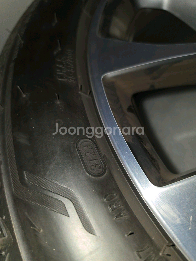 18인치 순정 휠타이어 세트--9