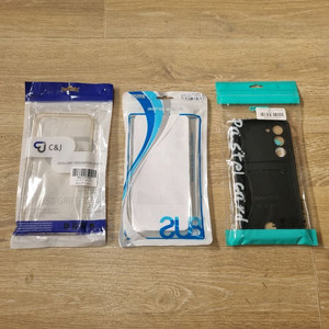 삼성 갤럭시 S23+, S23 울트라 케이스 4개 팝니다