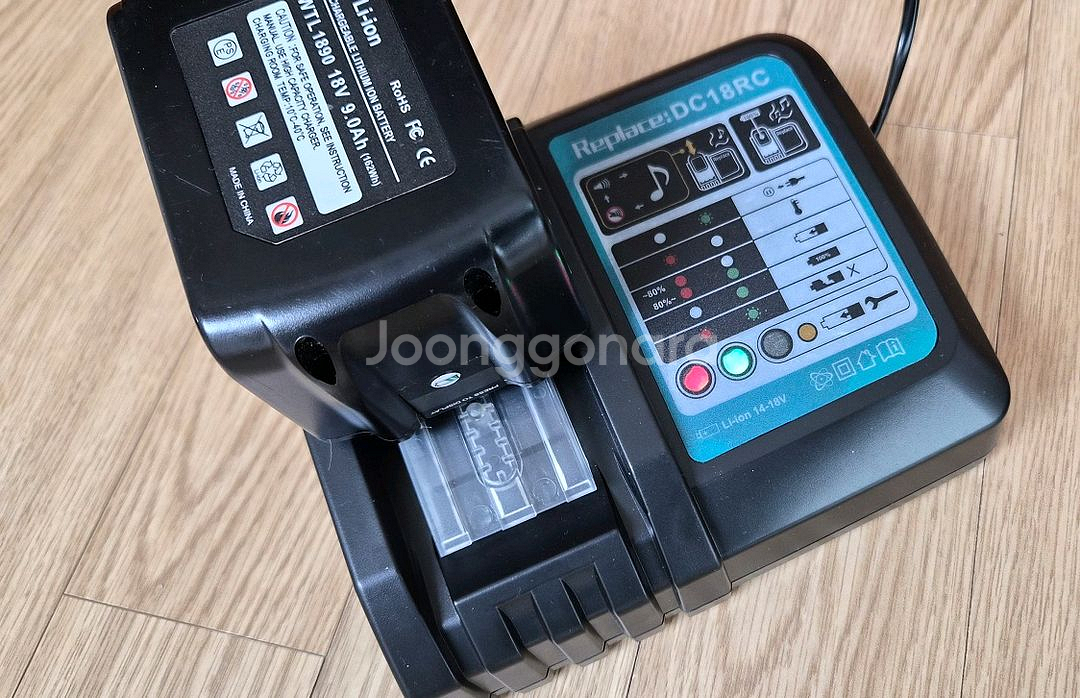 마끼다 호환 충전기[DC18RC]와 호환 배터리[18V 9A]-개별판매 가능--0