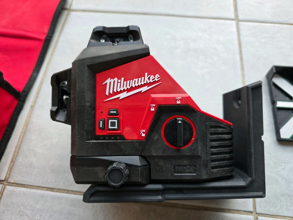 밀워키 M12 3Pl (밀워키 레벨기) 이미지