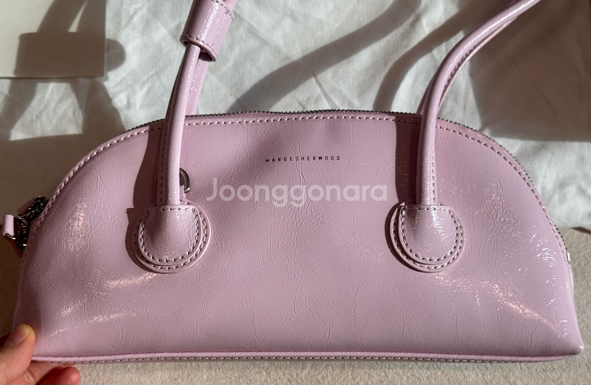 [새상품] 마지셔우드 베셋 숄더백 베이비핑크 / 정가22만9천--2