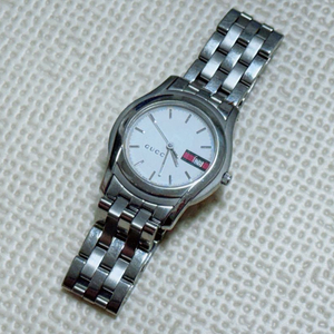 구찌 실버 메탈 시계 5500M