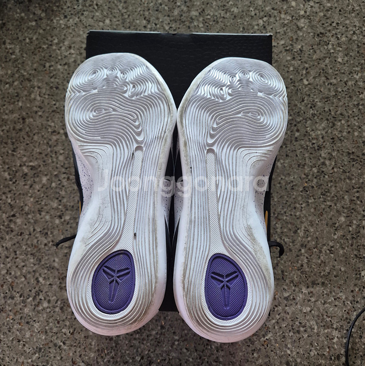 코비 농구화 290mm--5