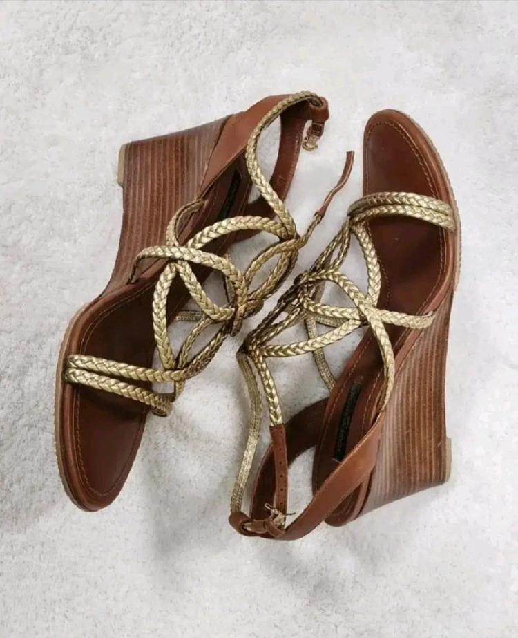 정품 루이비통 로프 로고 웨지샌들38/240굽)--6