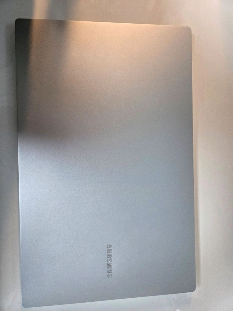갤럭시북2프로 이미지