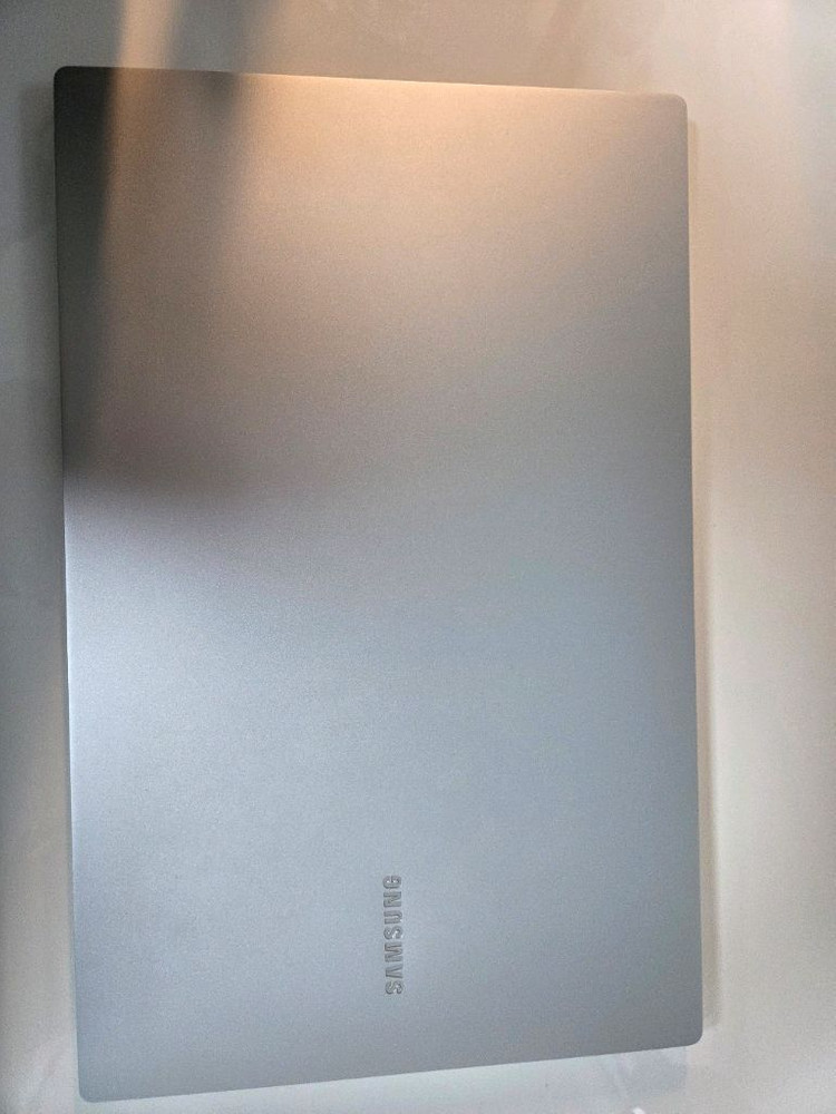 갤럭시북2프로 이미지