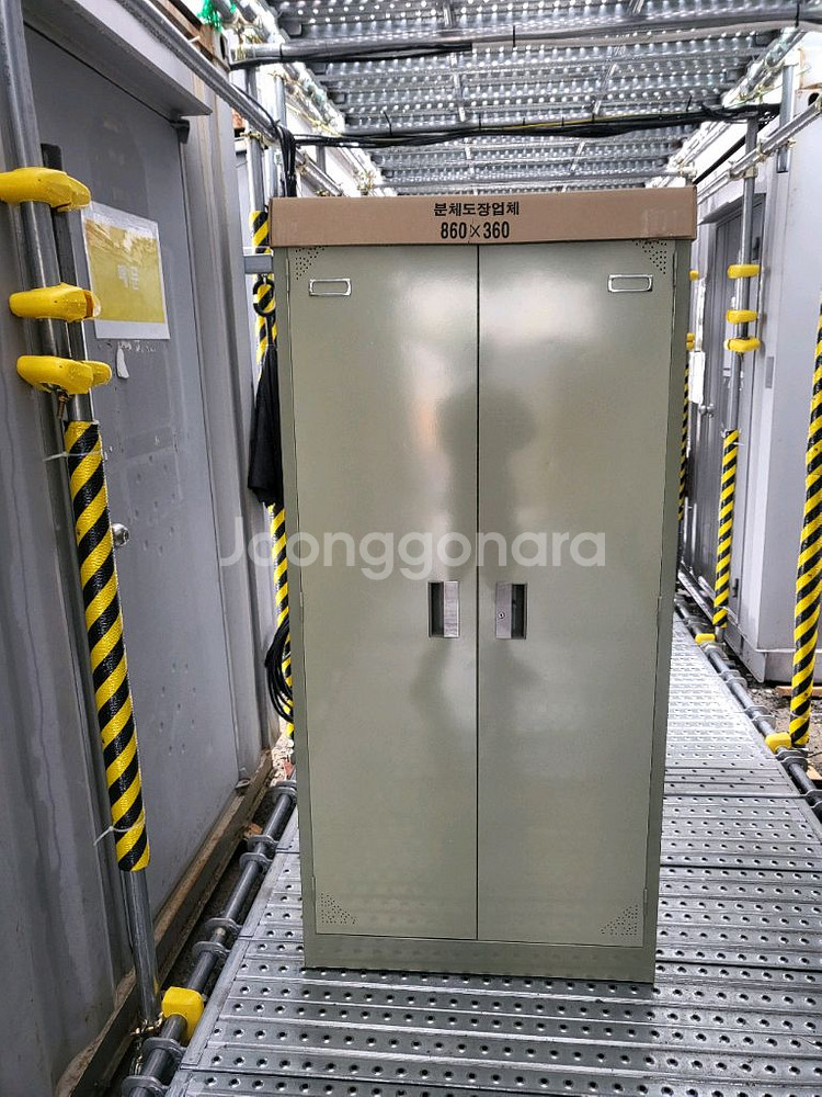 파티션 책상 의자 서랍 회의용테이블 원형탁자 철재캐비넷 철재옷장 작업탁자 포밍탁자 접이식탁자--9