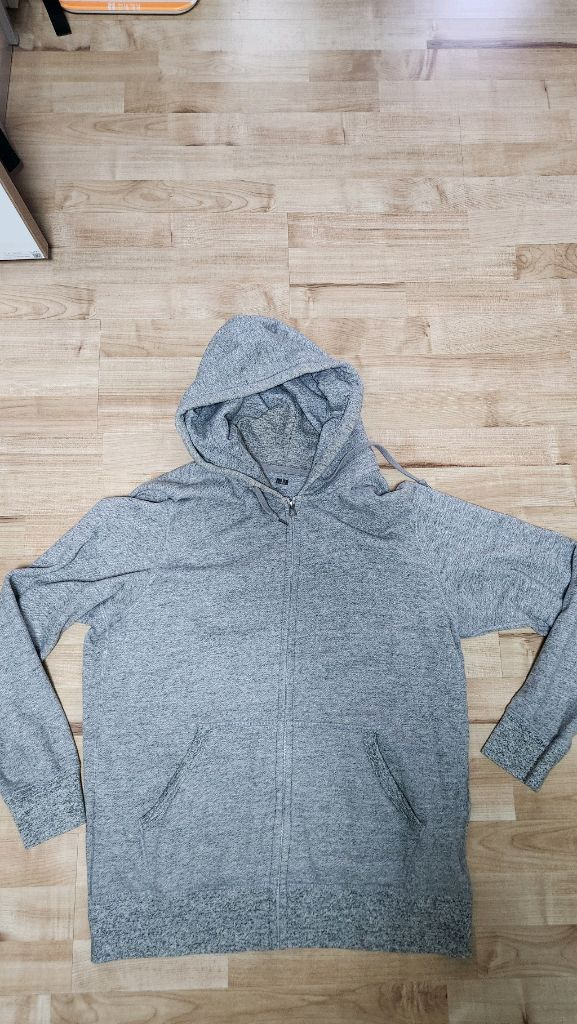 유니클로 후드집업 팝니다--2