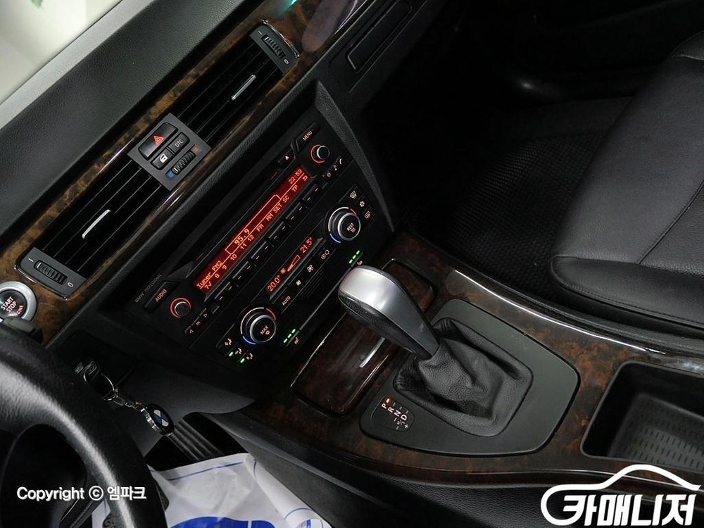 [BMW]3시리즈 (E90) 320i 세단 #가을특가 이미지