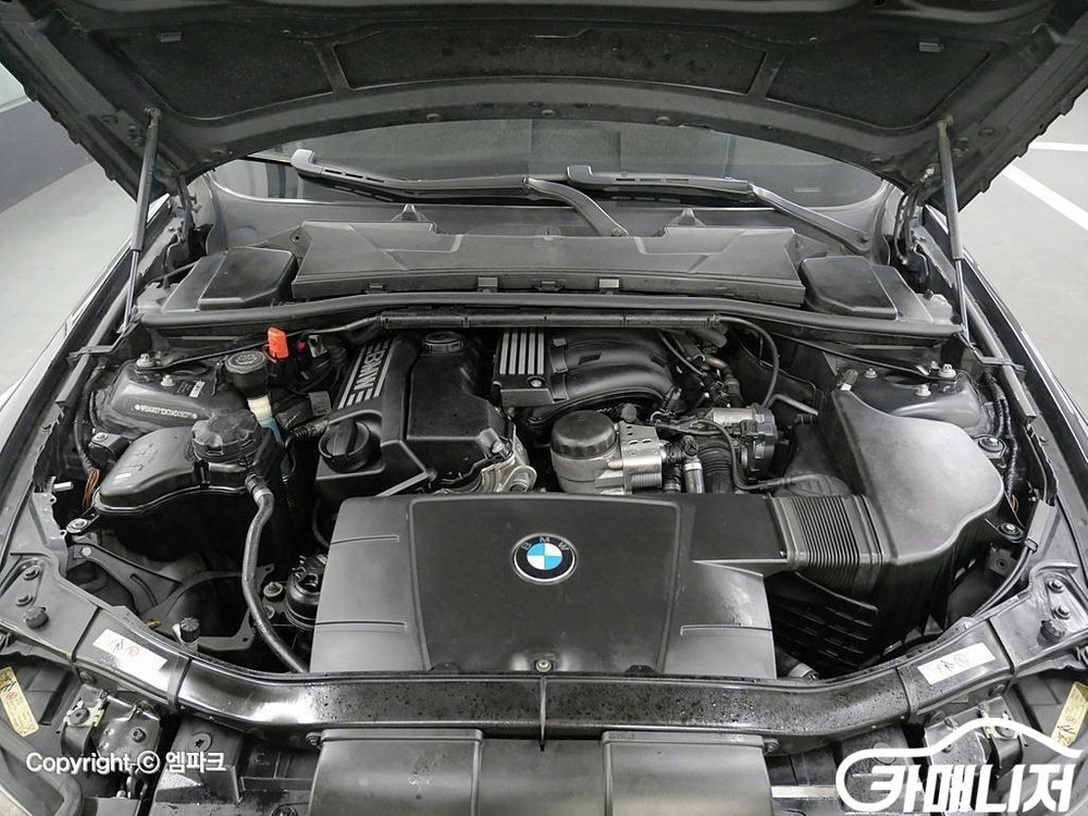 [BMW]3시리즈 (E90) 320i 세단 #가을특가 이미지