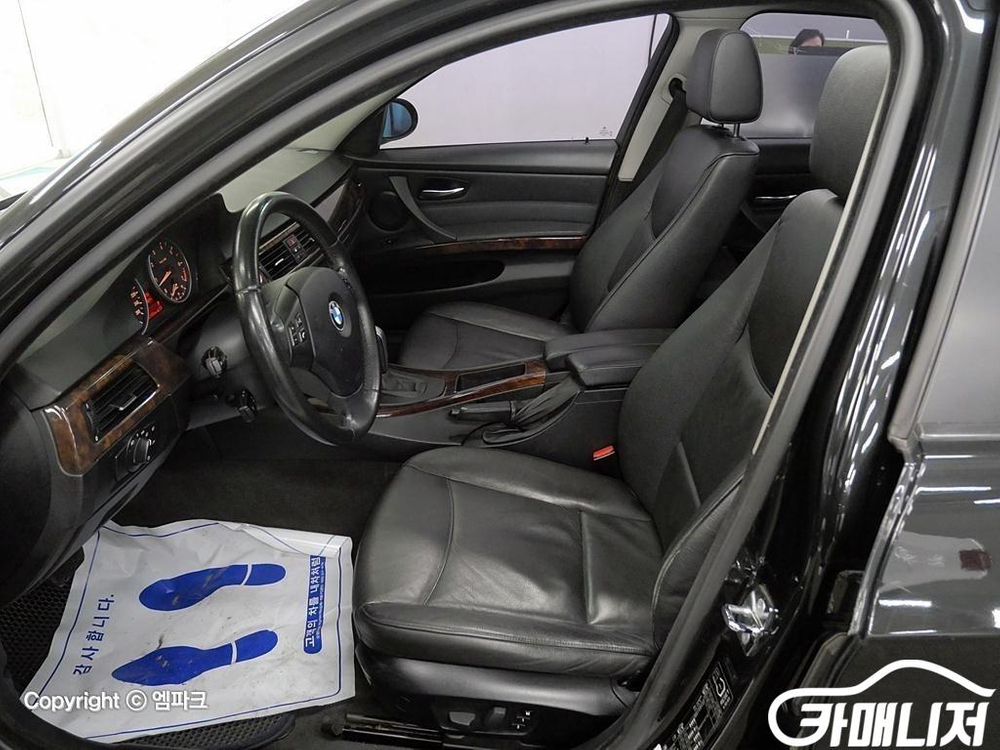 [BMW]3시리즈 (E90) 320i 세단 #가을특가 이미지