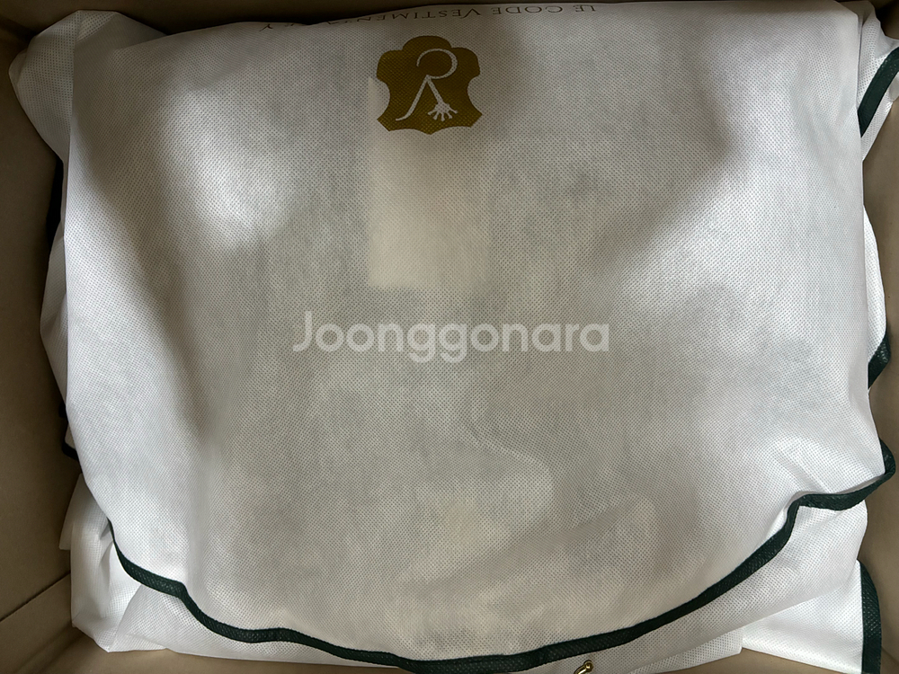 새상품)코스모폴리탄줄라이 예지스 QV 코트 Queen VICTORIA--2