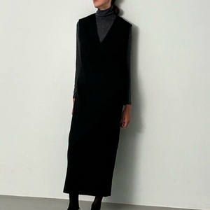 atatat 엣엣엣 MOA 롱 울 드레스 S사이즈 판매합니다.