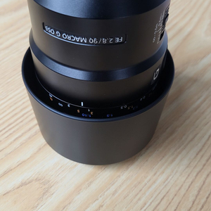 소니 마크로 90mm F2.8 렌즈