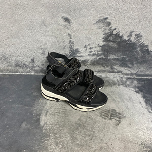 슈콤마보니 샌들 240