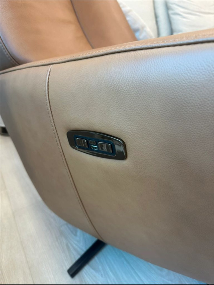 까사미아 뉴눕체 리클라이너 의자 이미지