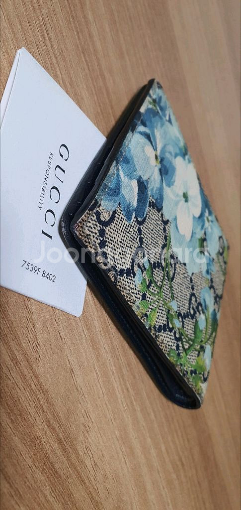 구찌 블룸 반지갑 정품A급(감정O)프라다루이비통디올고야드샤넬셀린느보테가생로랑버버리발렌시아가--6