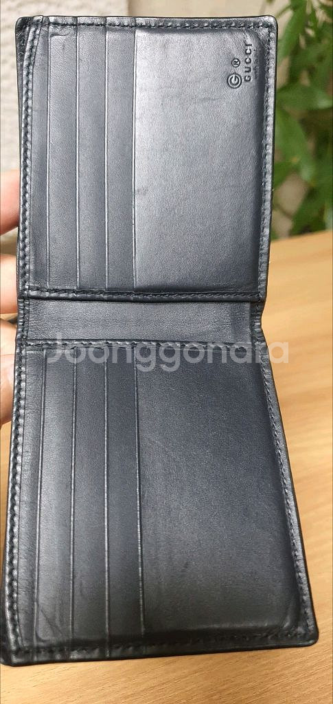 구찌 블룸 반지갑 정품A급(감정O)프라다루이비통디올고야드샤넬셀린느보테가생로랑버버리발렌시아가--7