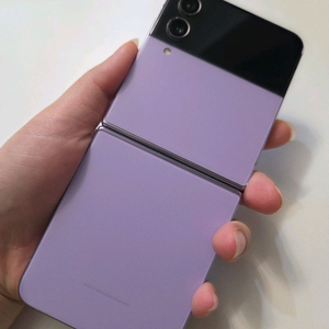 갤럭시 Z플립4 SS급 256g 서울z플립4 부산z플립4 강원z플립4 대전z플립4 창원z플립4 거제z플립4 중고폰