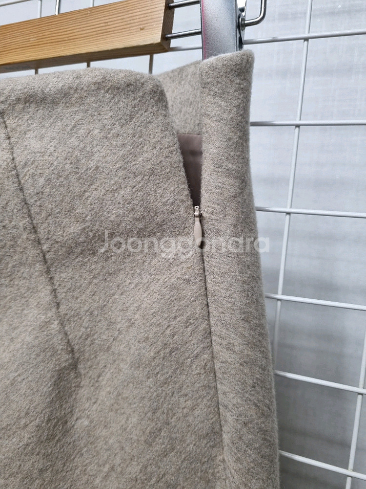 랑방 플레어 모직스커트--2