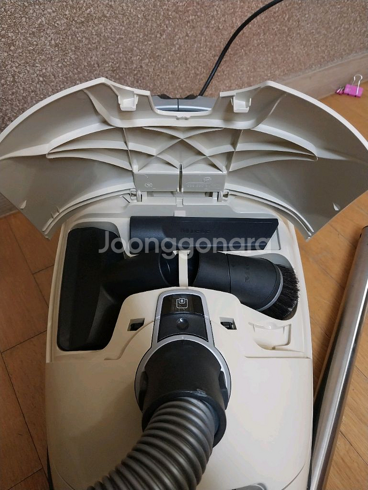 독일산 최강 흡입력 밀레 진공청소기--3