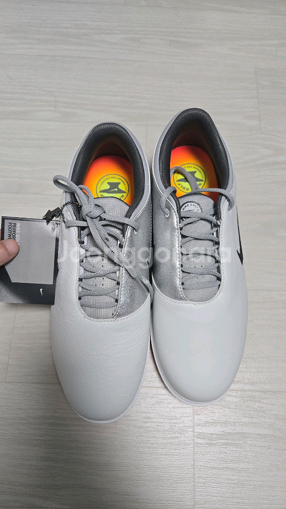 나이키 빅토리 투어4 NRG U25 W 275mm 판매합니다 골프화--0