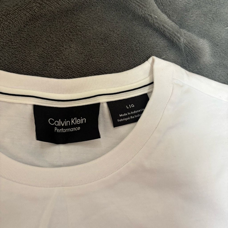 캘빈클라인 퍼포먼스 흰색 크롭 반팔티--6
