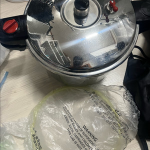 풍년 하이커머스S 25인용 압력솥 1회사용 새거급 반값 처분