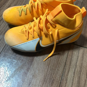 나이키 키즈 축구화