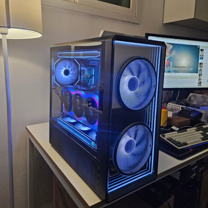 9800x3d / rtx5080 / 리안리 인피니티미러 rgb 본체